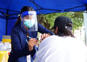 Más de 66 mil maulinos perderían su pase de movilidad el 1 de enero por no recibir dosis de refuerzo