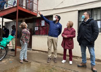 Vecinos de la población San Luis piden soluciones para mejorar sus viviendas