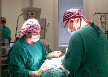 Neuronavegación en el HRT permite extraer tumores de forma más segura