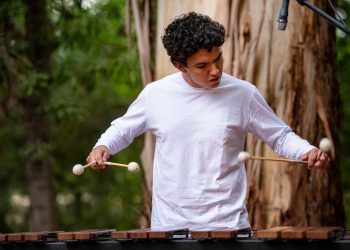 Joven talquino busca apoyo para ir al mundial de marimba