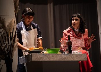 Obra teatral sobre abusos de poder se presenta en Molina y San Clemente