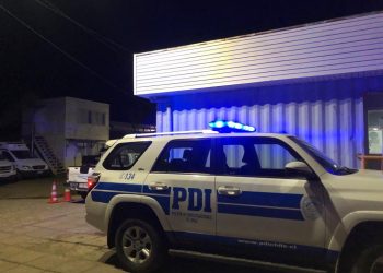 Niño de 11 años pareció aplastado por castillo de arena en Pelluhue