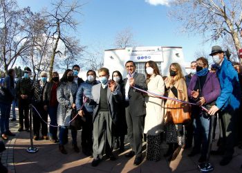 Inauguran obras de servicios higiénicos públicos en la alameda de Curicó
