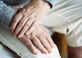 Estudio detecta severos problemas en la calidad de vida de los adultos mayores