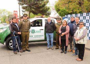 Municipalidad de Longaví entrega camioneta a Carabineros para reforzar labores de fiscalización en zonas rurales