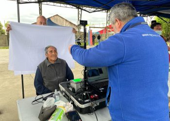 Más de cien vecinos de Miraflores favorecidos por operativo social