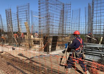 Inversión en construcción caería 5,3% el próximo año en comparación con 2022