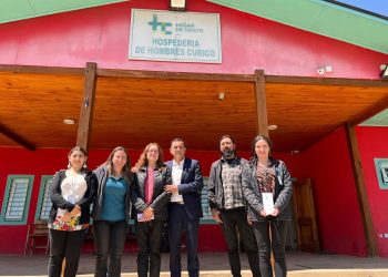 Hogar de Cristo y municipalidad de Curicó afianzan trabajo conjunto