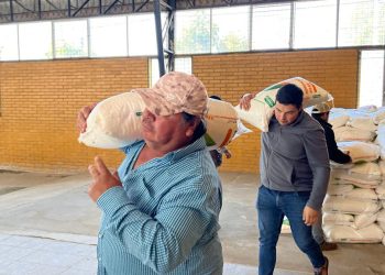 Comienza entrega de fertilizantes a agricultores No INDAP en la región del Maule