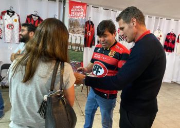Este lunes comunidad talquina podrá compartir con vicecampeones de Rangers 2002