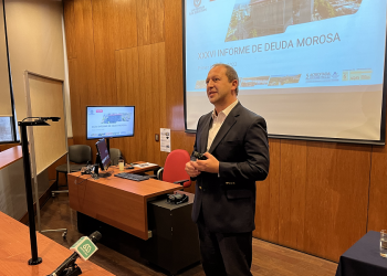 Cerca de la mitad del grupo socioeconómico D tiene deudas impagas