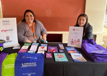 Centro de la Mujer Móvil arriba hasta Lora para crear conciencia sobre la violencia de género