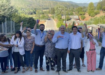 En Batuco dejaron atrás la tierra e inauguraron pavimentación de calles
