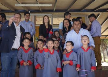 Financiamiento Mineduc por $202 millones entrega nueva techumbre a escuelas Paso Rari y Lomas de Putagán