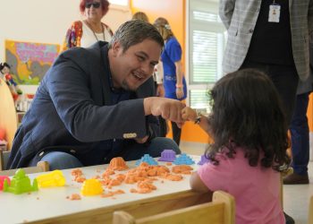 Con más de 650 participantes culminan en el Maule talleres artísticos Mineduc