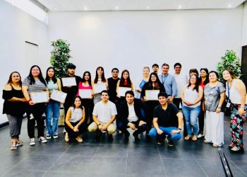 Jóvenes curicanos son apoyados por el FOSIS en la digitalización de sus negocios