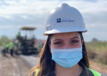 Comienzan postulaciones al premio Mujer Construye