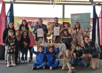 Junji y Colegio Artístico del Maule potenciarán las artes y la cultura