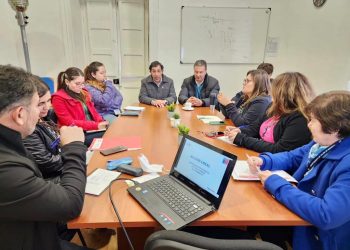 El FOSIS inició trabajo para implementar pionero centro comunitario de salud mental en Romeral