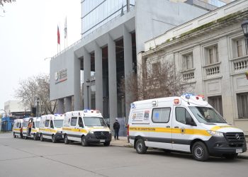 Gobierno Regional del Maule entregó cinco ambulancias para el Hospital de Constitución