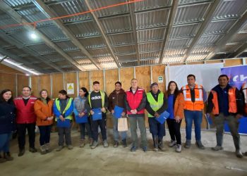 Empresas de la construcción entregan aporte a trabajadores afectados por sistema frontal