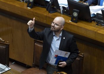 Renunció ministro de Desarrollo Social Giorgio Jackson