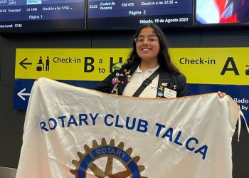 Viajó a Estados Unidos alumna becada por Rotary Club Talca