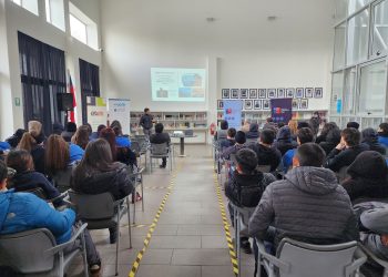 Seremi de Ciencia y UCM lanzan programa “Conocimiento en tu comuna” en Río Claro