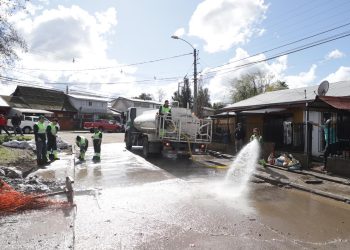 Municipalidad de Talca refuerza trabajo de limpieza de casas y entrega de ayuda a familias afectadas por lluvias