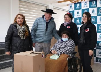 15 familias de Longaví recibieron ayuda de la Corporación “Mujeres por las tradiciones chilenas”