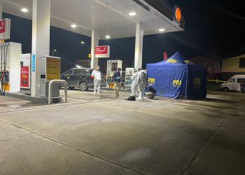 Sujeto asesinado a balazos en servicentro de Curicó