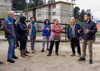 Alcalde y equipo municipal buscan soluciones ante problemas de inundaciones en Villa las Cumbres de Constitución