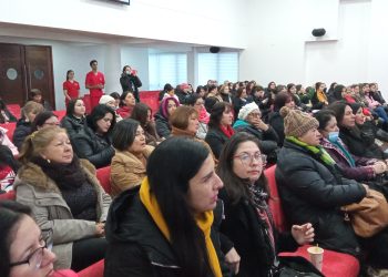 Jefas de Hogar y usuarias de SernamEG participan en curso de “Sexualidad y Erotismo”