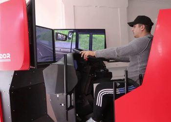 Autoridades visitan cursos de conducción del Sence