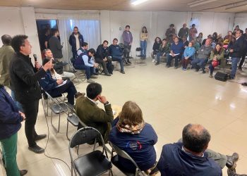 FOSIS visita Licantén y anuncia apoya a emprendedores afectados por temporales
