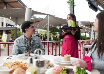 Prestigioso restaurante Colo Colo de Romeral llega al Mall Curicó
