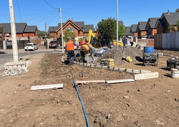 Municipio de Curicó continúa desarrollando trabajos para apoyar a vecinos de Parque Zapallar