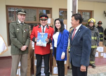 Bomberos de la región cuenta con 1.180 nuevos equipos de comunicación y baterías de respaldo