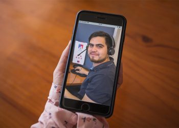 La PGU se puede pedir por videollamada: Le contamos cómo hacerlo