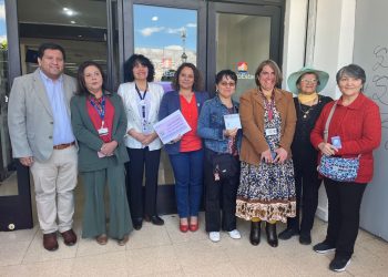 Anuncian atención preferencial para personas cuidadoras en servicios del Estado