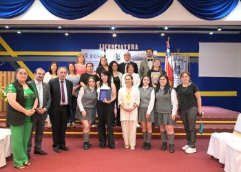 Estudiantes de Cauquenes se destacaron en ferias de Ciencias en el extranjero