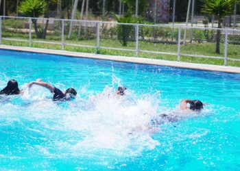 Alcalde Juan Carlos Díaz da el vamos a la apertura de piscinas y talleres de verano en Talca: Son gratuitas