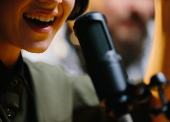 La industria del doblaje en Chile y el mundo: proyecciones y tendencias futuras