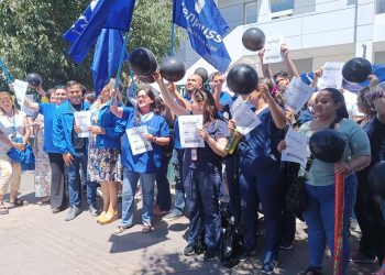 Protesta del servicio de urgencia y paralización de cirugías en Hospital Regional de Talca