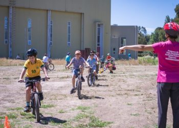 Más de 350 niños y niñas participan de las escuelas deportivas de verano en la UTalca