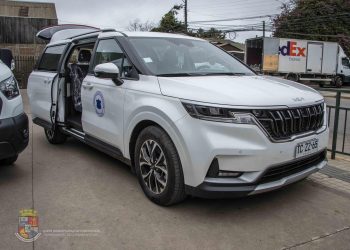 Alcalde de Constitución Fortalece Servicios de Salud con Nueva Adquisición de Vehículos