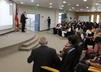 “De lo global a lo local”: Con éxito se realizó el primer seminario para la prevención de incendios forestales en Talca