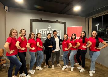 Candidatas a Embajadora de la Vendimia participan de maridaje en Mall Curicó