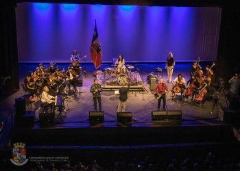 Inaugurado nuevo teatro de Constitución