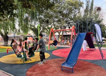 Inauguran renovada plaza en la población Ana Rodríguez de Villa Alegre